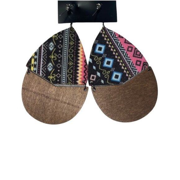 NWT Wooden Fabric Covered Boho Aztec Dangle Earrings Pink Black Blue - Picture 5 of 5